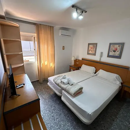 San Felipe Hostel Μαρμπέλλα